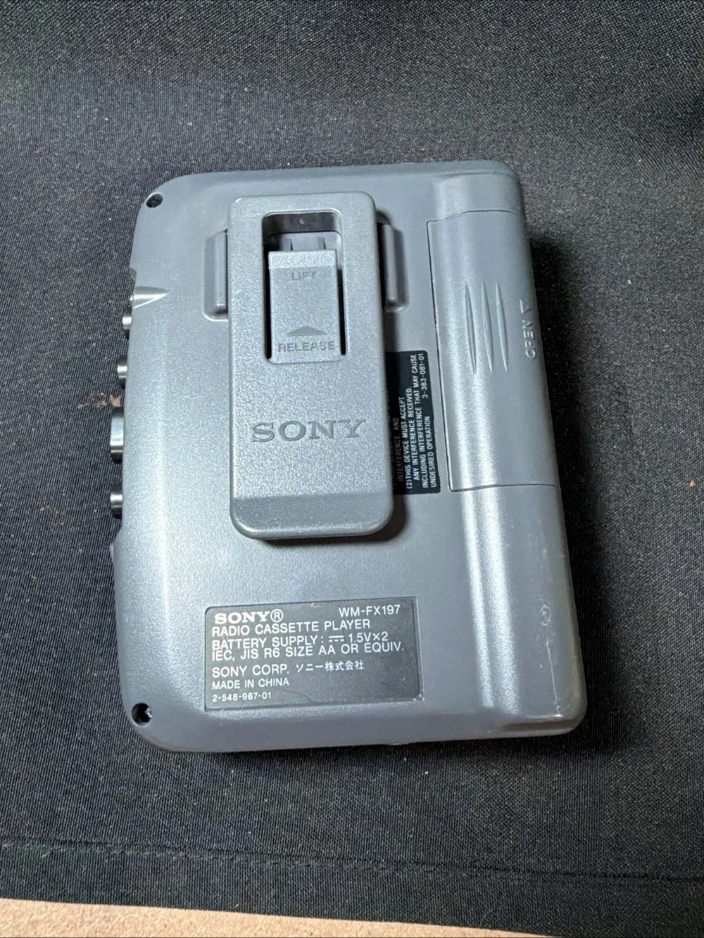 Sony Walkman WM-FX197 Cassette Player & AM/FM Radio Works Great. Tested